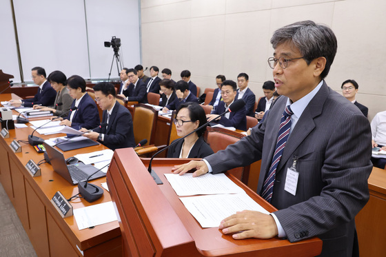 발언하는 박명호 민간자문위 공동위원장