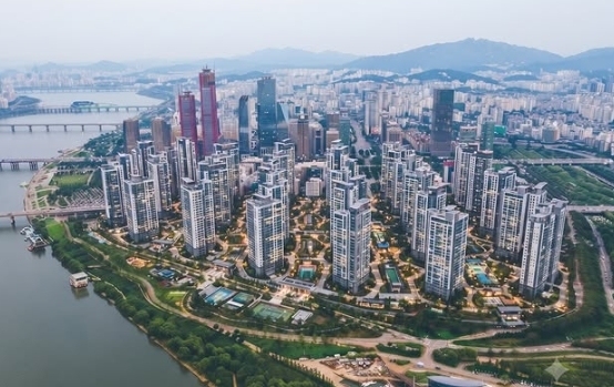 "국회의사당 밀면 용적률 500%, 아파트 1.5만채"…'닥공' 역제안 화제