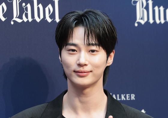 변우석, 나 혼자 레벨업 멋짐