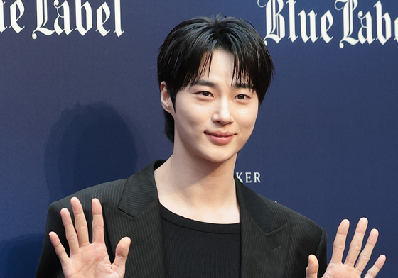 변우석, 과도한 사생활 침해 법적조치 경고…"매니저 집까지 찾아가"