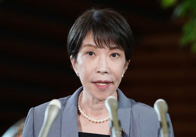 日다카이치 야스쿠니 '원격 참배' 꼼수에…긍정 33%·부정 29% '분분'