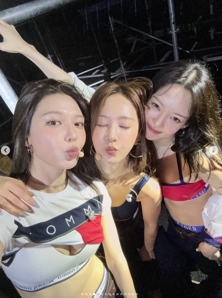 본문 이미지 - 수영, 유리, 효연 / 수영 인스타그램