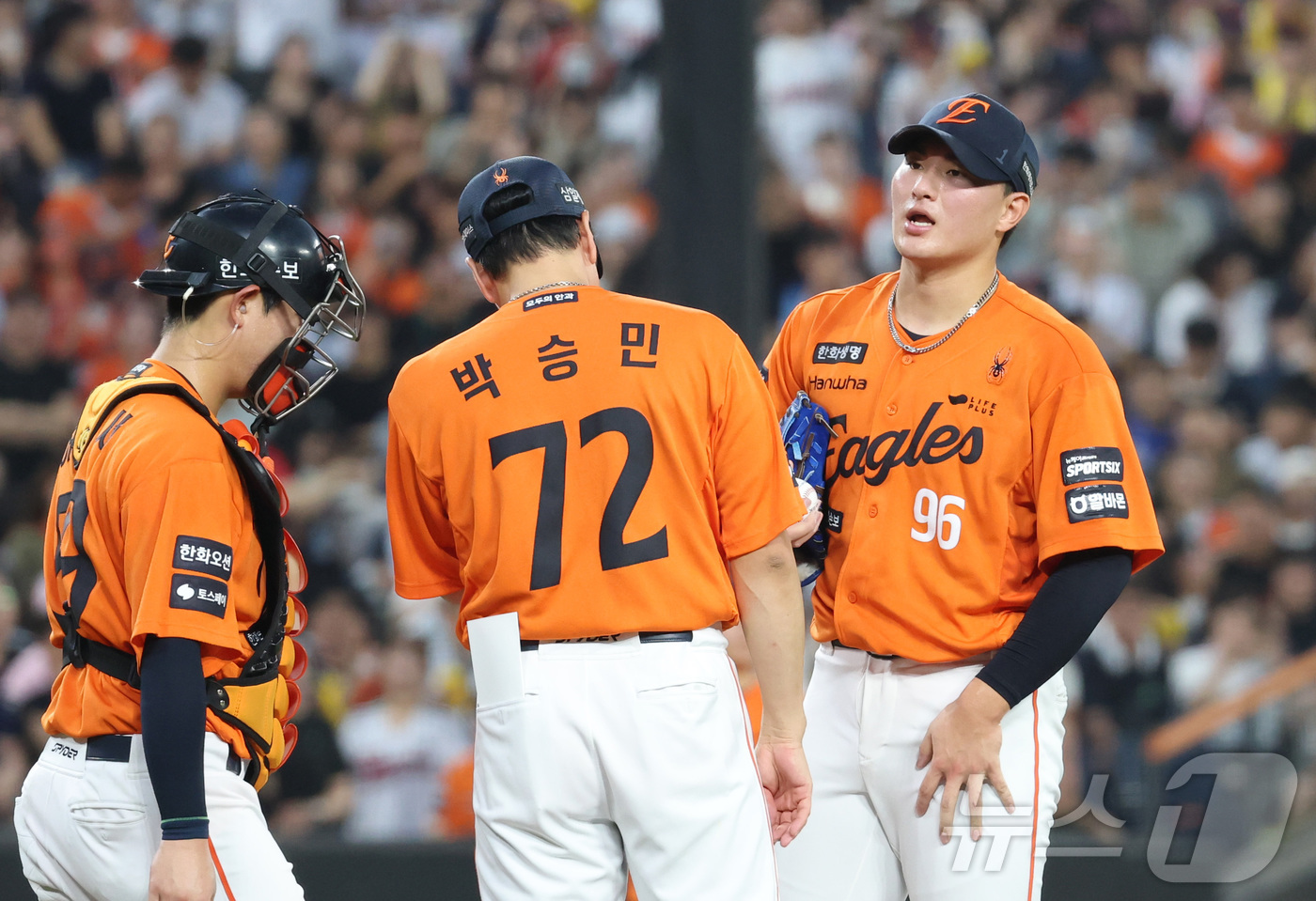(대전=뉴스1) 김기남 기자 = 23일 대전 한화생명볼파크에서 열린 2026 신한 SOL KBO리그 LG 트윈스와 한화 이글스의 경기에서 한화 선발 박준영이 1회초 4실점 하며 박 …