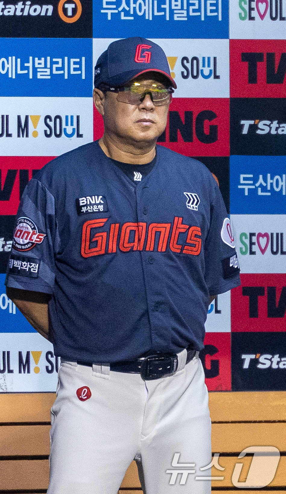 (서울=뉴스1) 안은나 기자 = 23일 오후 서울 송파구 잠실야구장에서 열린 프로야구 '2026 신한은행 SOL KBO리그' 롯데 자이언츠와 두산 베어스의 경기 7회초 2사 상황, …