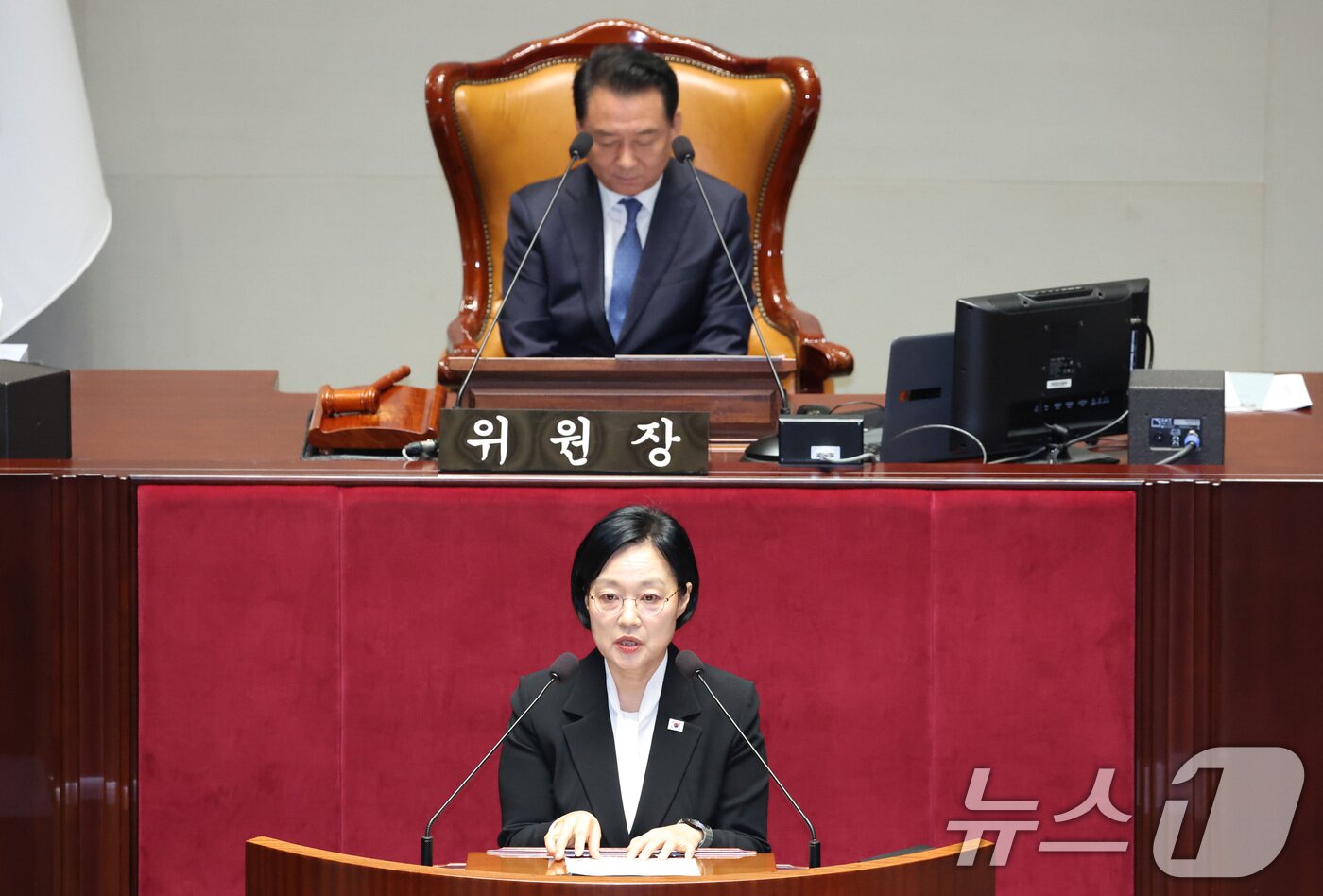 본문 이미지 - 한성숙 국무총리가 24일 서울 여의도 국회에서 열린 예산결산특별위원회 전체회의에서 발언하고 있다. 2026.8.24 ⓒ 뉴스1 신웅수 기자