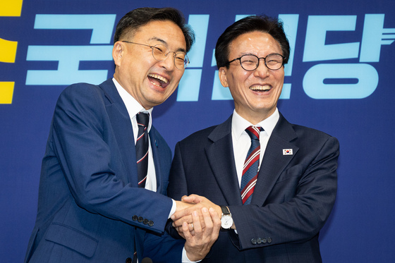 신장식 "李대통령, 인사로 '진보복원'…김민석은 김용남을 당직에?"