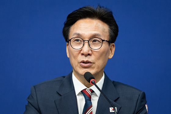 김민석 "당 여론조사 더 체계적으로 해야"…부동산 여론도 논의