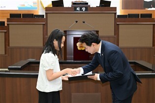 초등생 73명 '서울시의원' 된다…청소년의회 4개월 활동