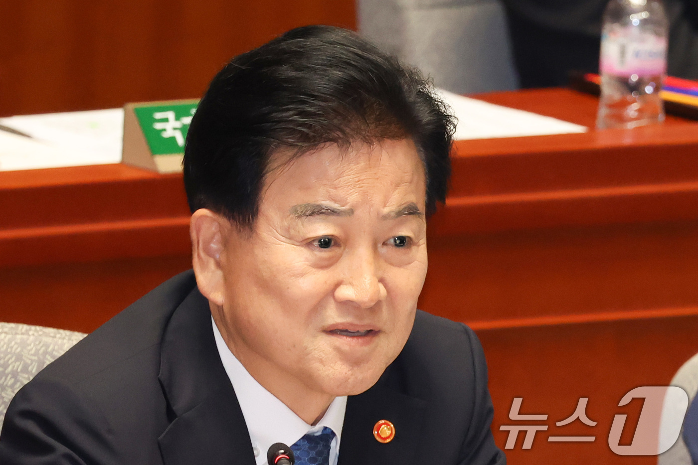 (서울=뉴스1) 신웅수 기자 = 정동영 통일부 장관이 24일 서울 여의도 국회에서 열린 예산결산특별위원회 전체회의에서 의원 질의에 답변하고 있다. 2026.8.24/뉴스1