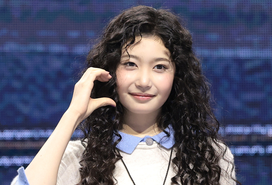 튜이드 사키, 설레는 데뷔