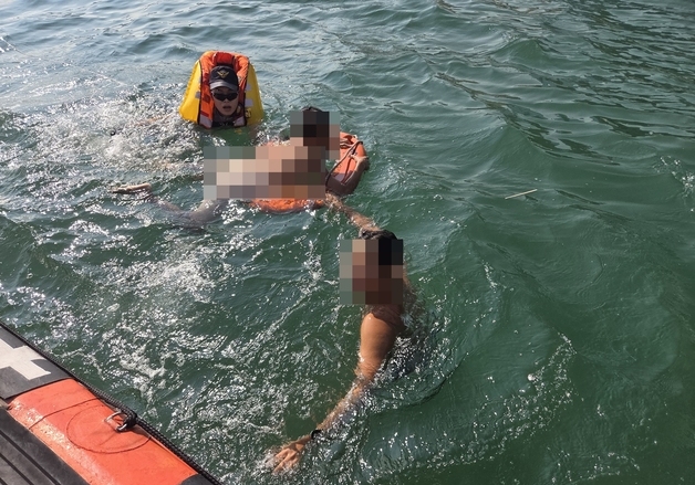 해운대해수욕장서 구명조끼 없이 물놀이하던 10대 표류…해경 구조