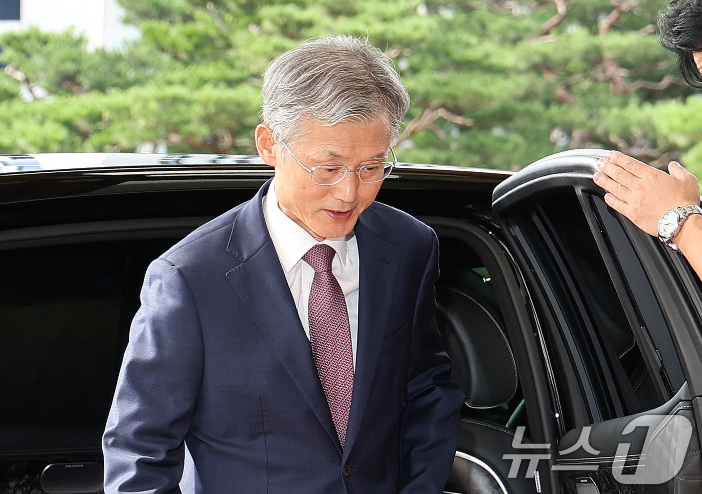 (서울=뉴스1) 박지혜 기자 = 조희대 대법원장이 25일 서울 서초구 대법원으로 출근하고 있다. 2026.8.25/뉴스1