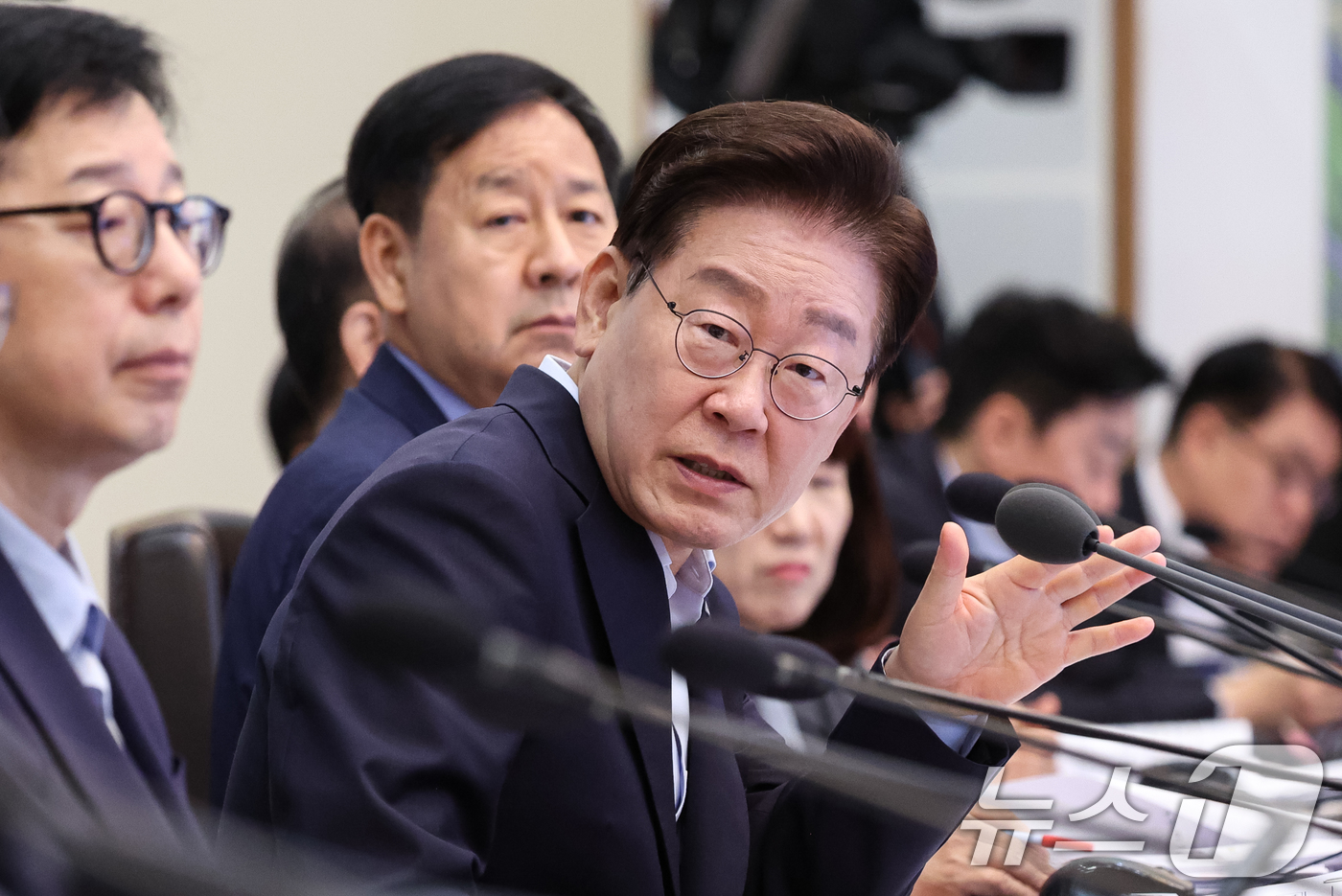 (서울=뉴스1) 허경 기자 = 이재명 대통령이 25일 청와대에서 열린 국무회의에서 발언을 하고 있다. 2026.8.25/뉴스1