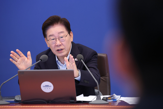 李대통령 "배달 플랫폼 독과점으로 수수료 너무 비싸"…개선 방안 주문