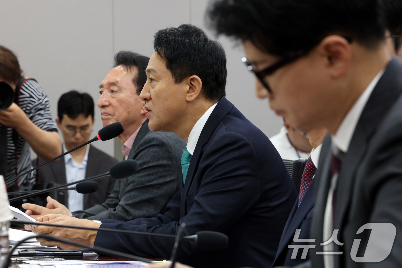 (서울=뉴스1) 황기선 기자 = 오세훈 서울시장이 25일 오전 서울 국회 의원회관에서 열린 제10차 대한민국 미래혁신포럼 세미나 '미국의 大전략과 한국의 선택'에서 인사말을 하고 …