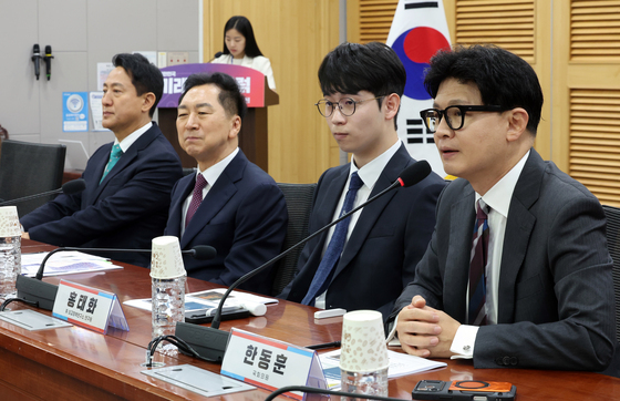 한동훈 "장동혁 1년 국힘 퇴행 사당화…李 폭거 견제 못해"