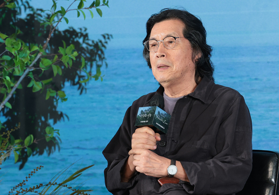'가능한 사랑' 메가폰 잡은 이창동 감독