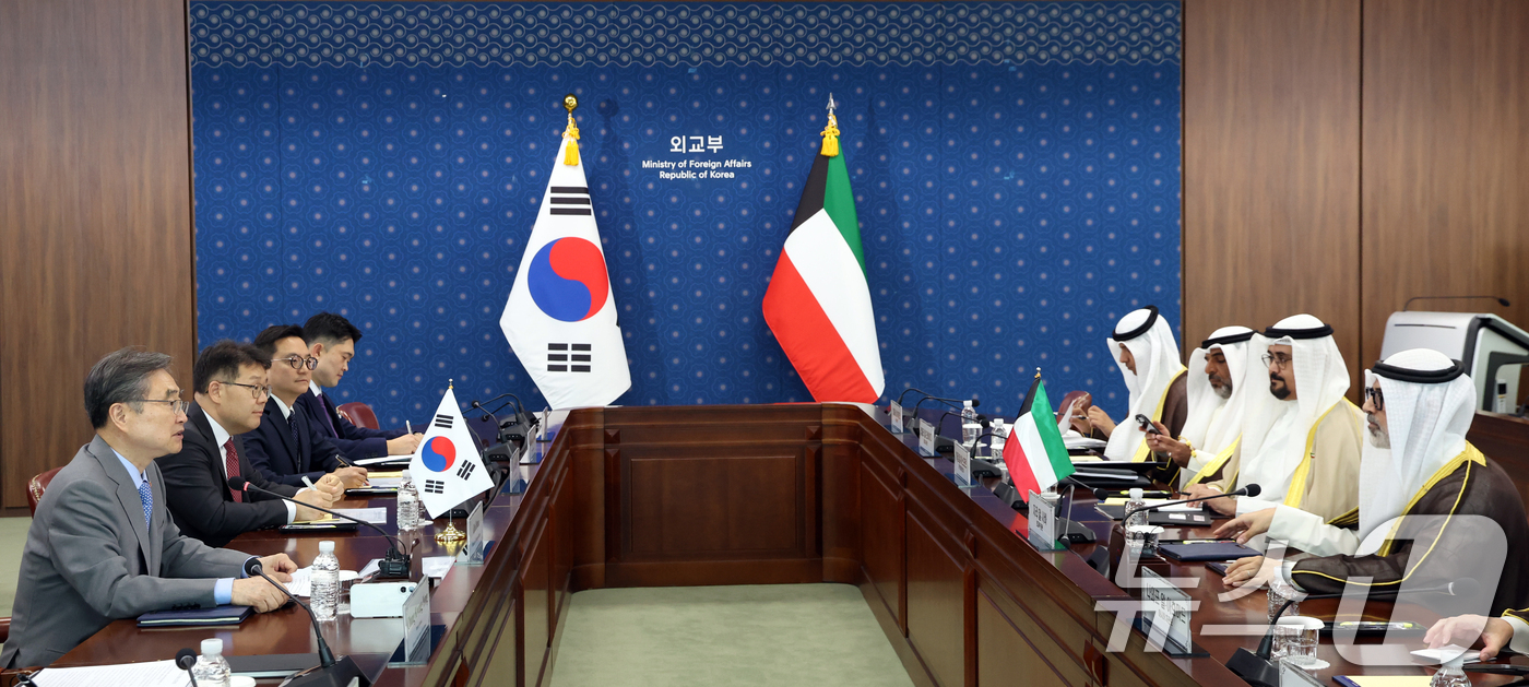 (서울=뉴스1) 김명섭 기자 = 조현 외교부 장관 장관이 24일 오전 서울 종로구 정부서울청사 별관 외교부에서 열린 한·멕시코 외교장관 회담에서 모두 발언을 하고 있다. 2026. …
