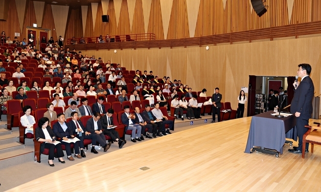 김명식 진천군수 덕산읍서 첫 '소통마당'…주민간담회 공약 실천
