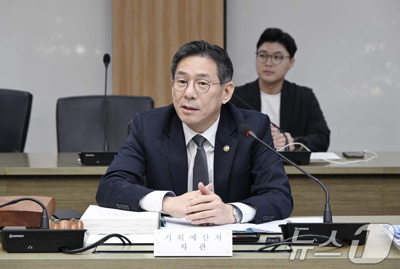 (서울=뉴스1) = 조용범 기획예산처 차관이 25일 오후 서울 영등포구 한국수출입은행에서 열린 '제5차 민간투자사업심의위원회 본회의'를 주재하고 있다. (기획예산처 제공. 재판매 …