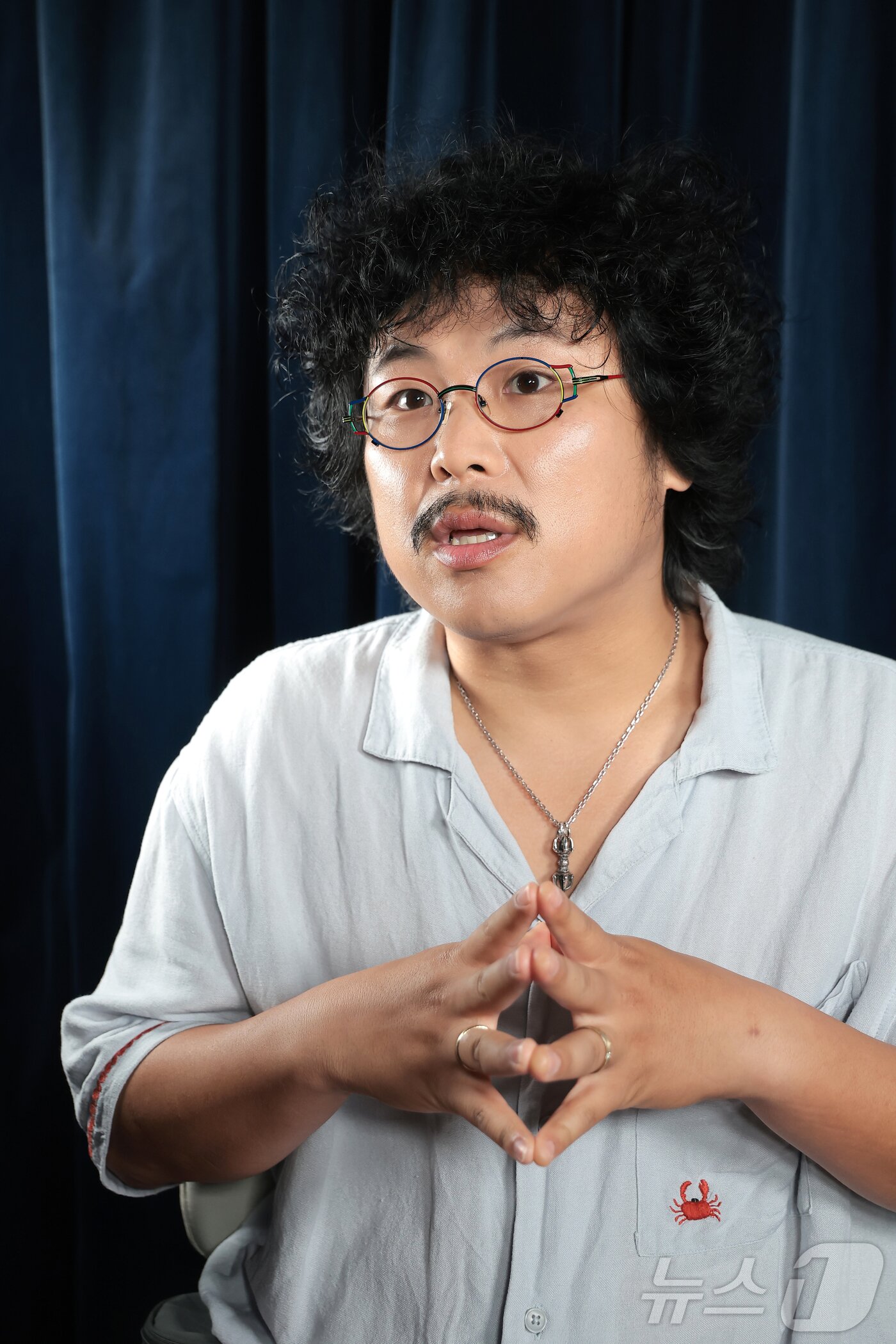 본문 이미지 - '나는반딧불' 원곡자 정중식이 서울 종로구 뉴스1 본사에서 인터뷰를 하고 있다. ⓒ 뉴스1 권현진 기자