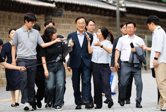 2차회동 참석하는 김윤덕 장관