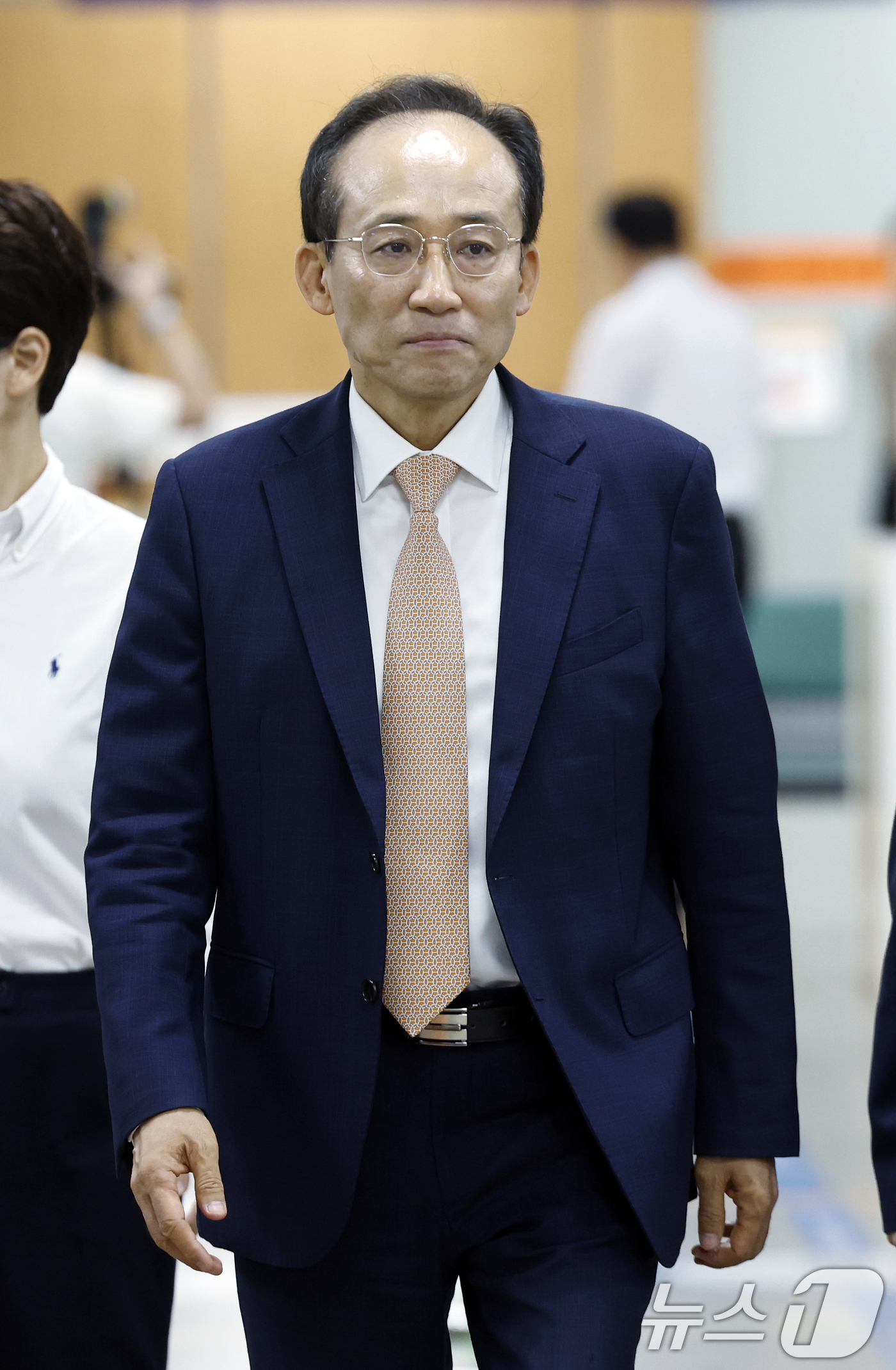 (서울=뉴스1) 박정호 기자 = 12·3 비상계엄 당시 국회의 계엄 해제 표결을 방해한 혐의를 받는 추경호 대구시장이 26일 서울 서초구 서울중앙지방법원에서 열린 내란중요임무종사 …