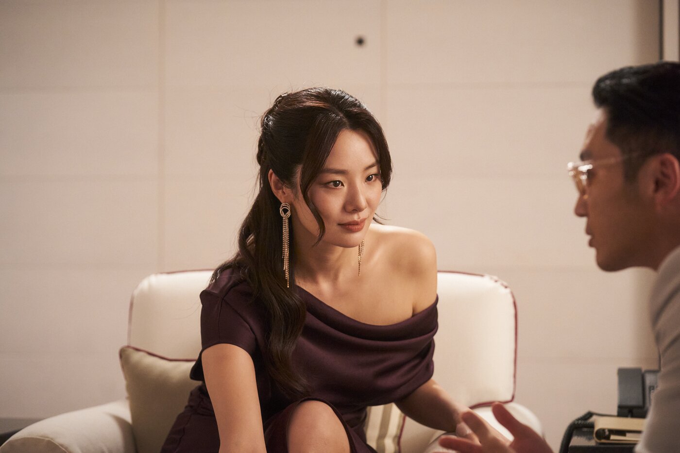 본문 이미지 - 스테파니 리 / '타짜: 벨제붑의 노래' 스틸 컷