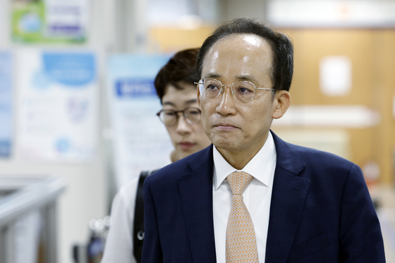 법정 향하는 추경호 대구시장