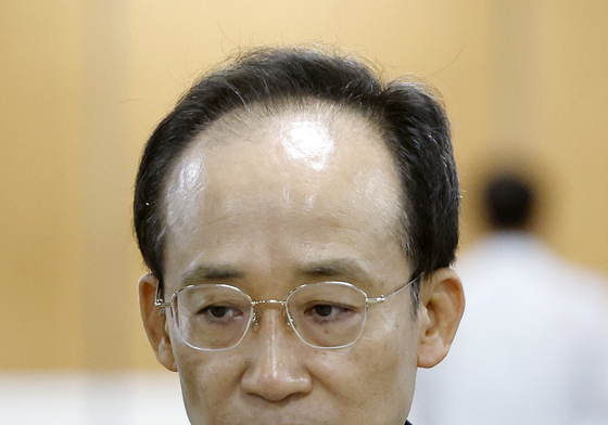 굳은 표정의 추경호 대구시장