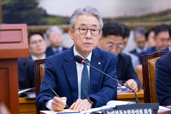 경찰, 강호동 농협 회장 '고액 부의금' 의혹 수사…청탁금지법 위반 혐의