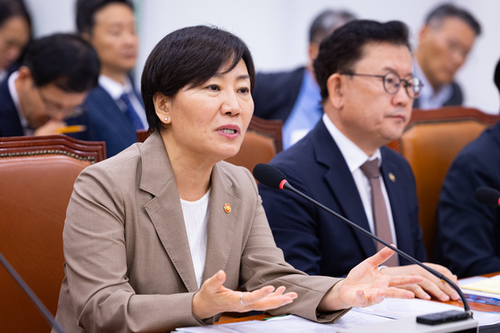 답변하는 송미령 농림축산식품부 장관