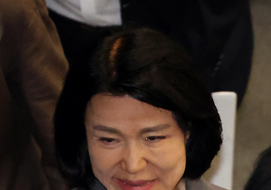 본회의 참석하는 이진숙 의원