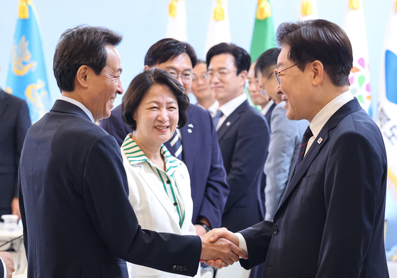 우상호 "지지율 하락, 전당대회 후 여권 균열 때문…연말엔 상승할 것"