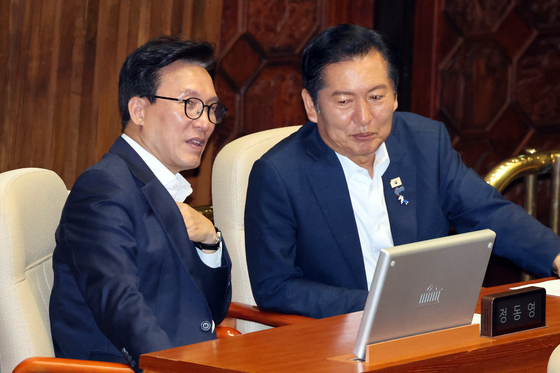 대화 나누는 김민석·정청래