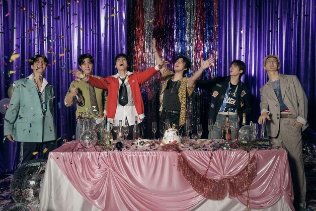"목표=웸블리" 10주년 맞은 SF9, '터내서티'로 '뜨거운 비상' 시작