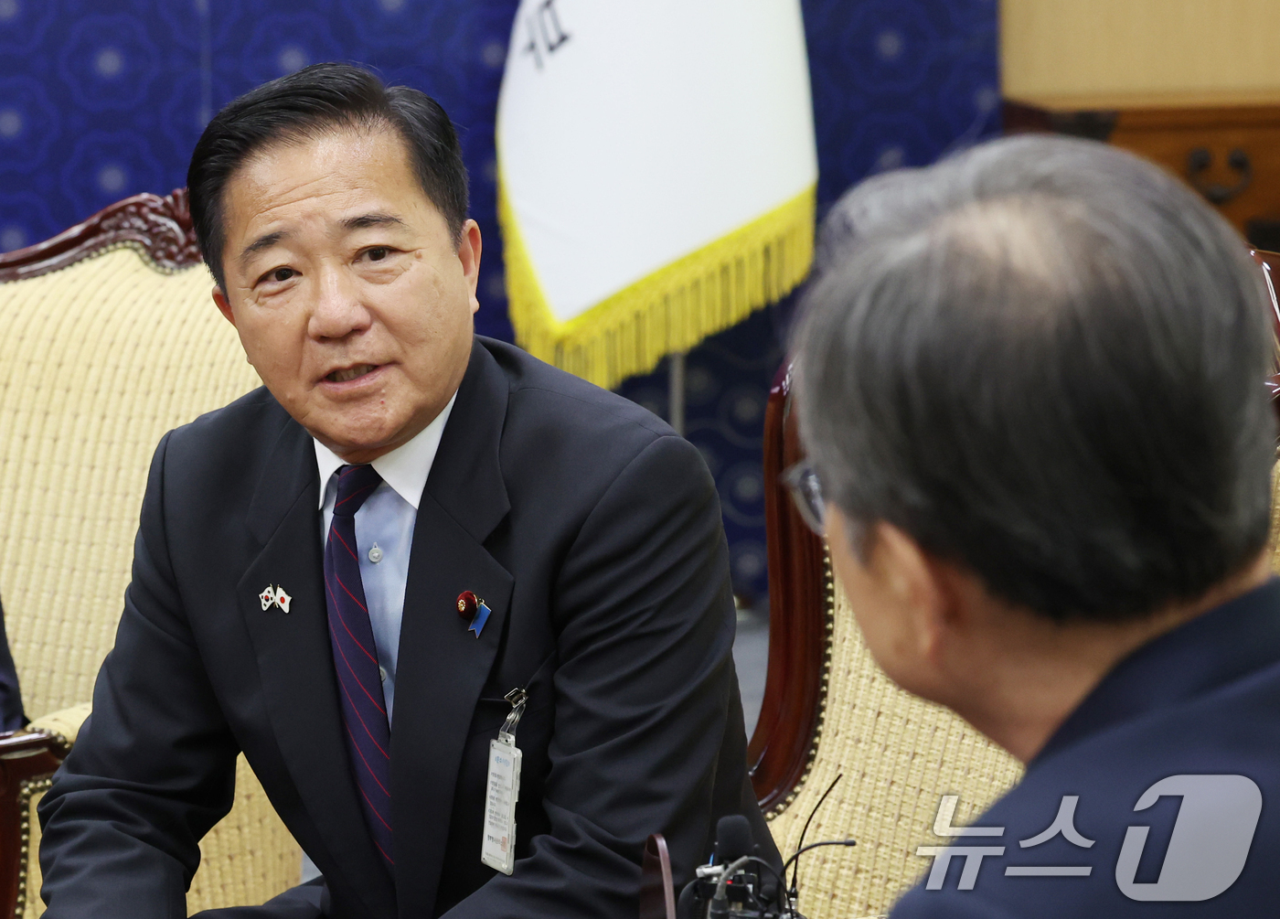 (서울=뉴스1) 김명섭 기자 = 나가시마 아키히사 일한의원연맹 일본 간사장이 26일 오후 서울 종로구 외교부에서 조현 외교부 장관을 접견하며 모두발언 하고 있다. (공동취재) 20 …