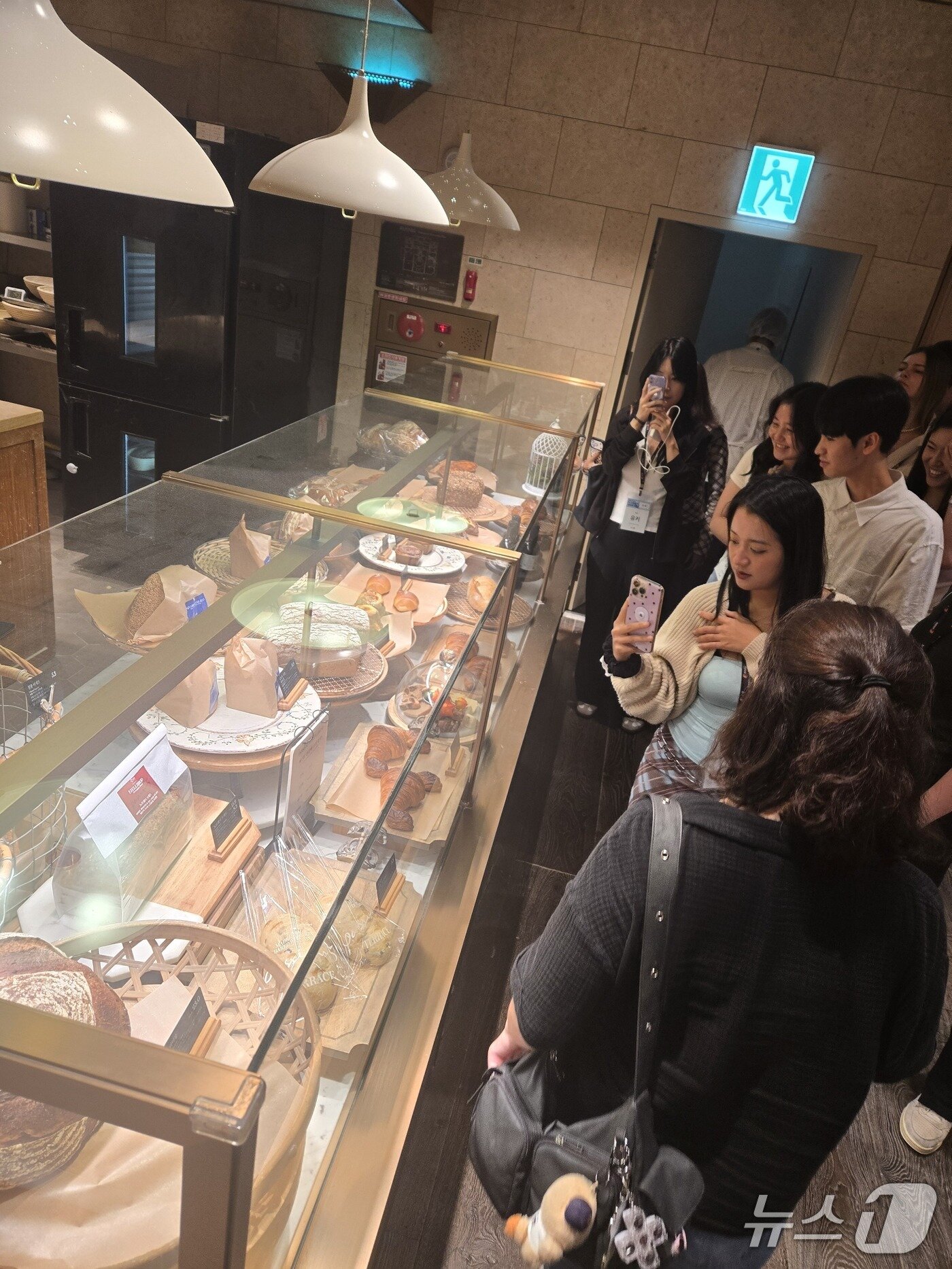본문 이미지 - 26일 서울 용산구 한남동 SPC그룹 하이엔드 베이커리 브랜드 '패션5'. ⓒ 뉴스1 유민주 기자