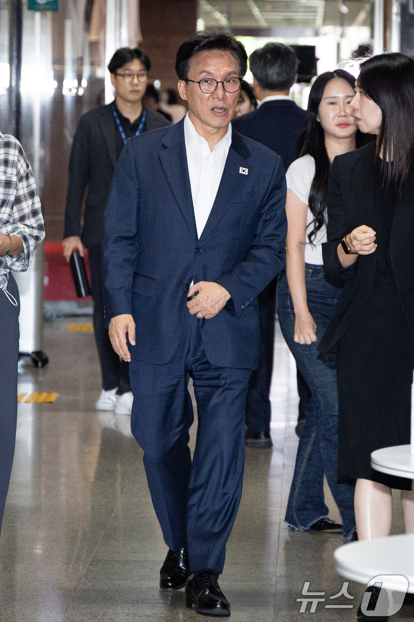 (서울=뉴스1) 유승관 기자 = 김민석 더불어민주당 대표가 26일 서울 여의도 국회에서 열린 비공개 당무위원회에 참석하고 있다. 2026.8.26/뉴스1