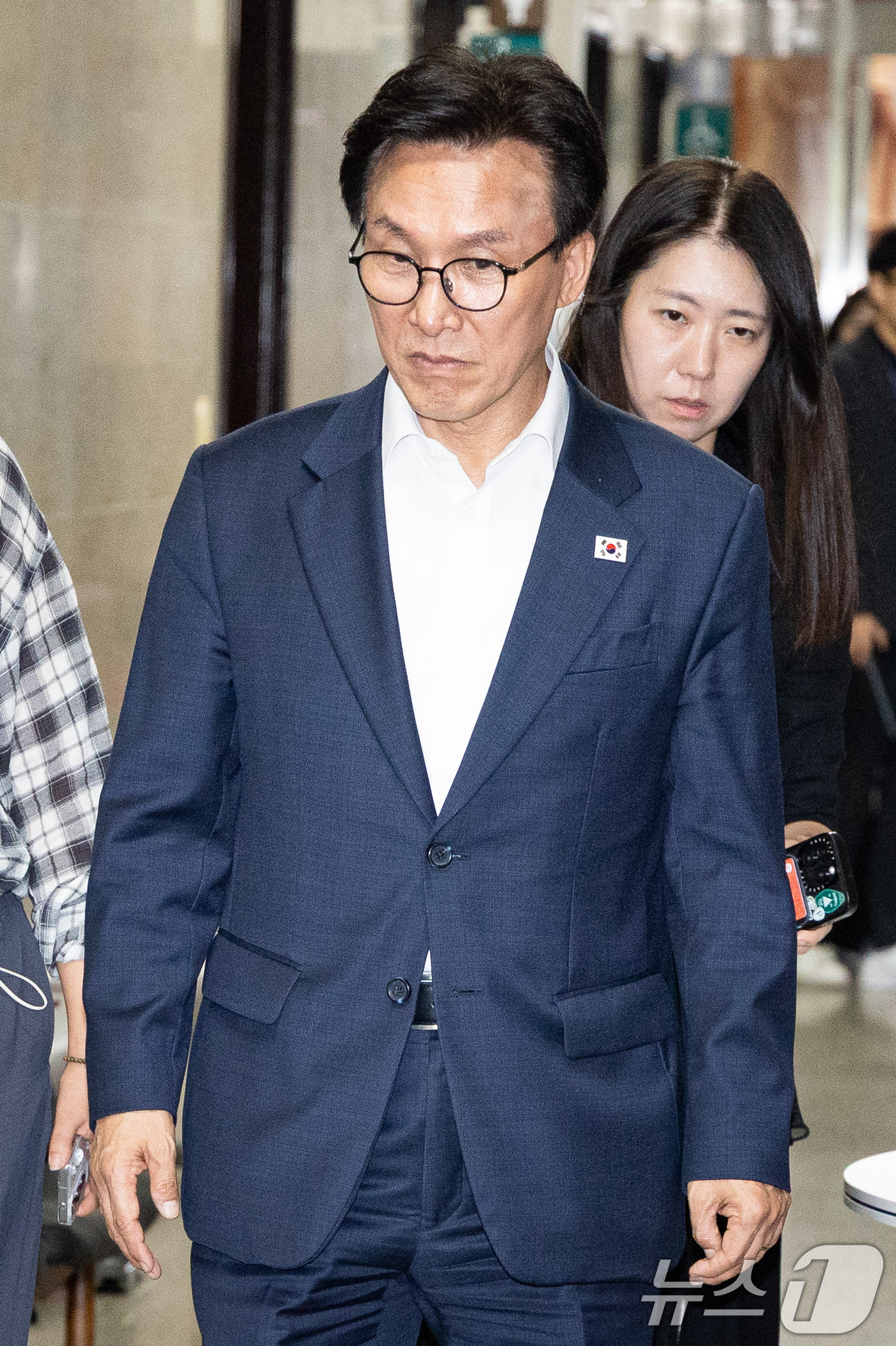 (서울=뉴스1) 유승관 기자 = 김민석 더불어민주당 대표가 26일 서울 여의도 국회에서 열린 비공개 당무위원회에 참석하고 있다. 2026.8.26/뉴스1