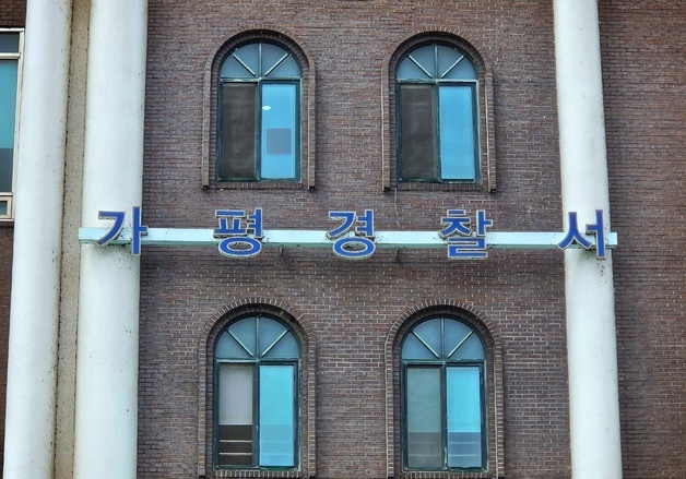 "후배가 죽이려 해" 신고하더니…출동한 순찰차 걷어찬 50대 검거