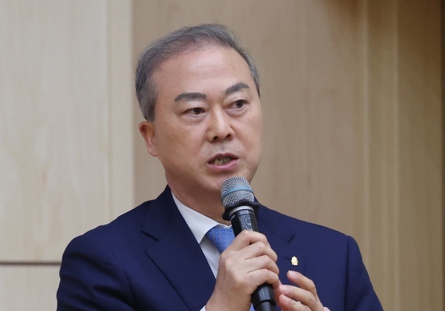 피지컬AI 대도약 비전 발표하는 양오봉 총장