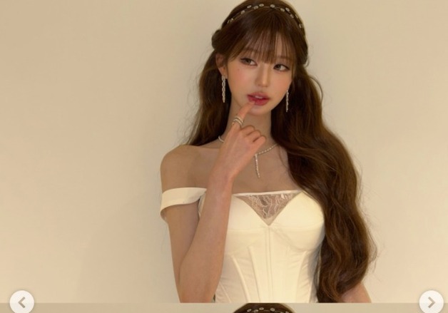 장원영, 과감 노출 패션 '깜짝'…반전 볼륨감까지 [N샷]