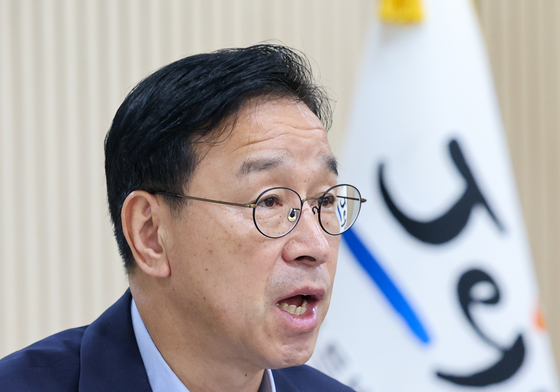 인사말하는 위성곤 제주지사