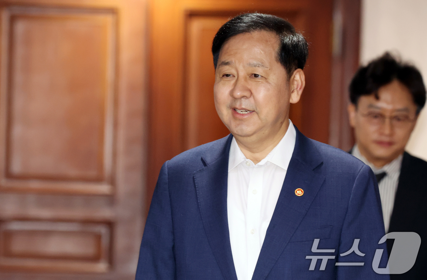 (서울=뉴스1) 김명섭 기자 = 구윤철 경제부총리 겸 재정경제부 장관이 27일 서울 종로구 세종대로 정부서울청사에서 열린 제273차 대외경제장관회의에서 모두 발언을 하고 있다. 이 …