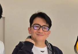 하이브 방시혁 의장, 살 더 빠졌다…홀쭉한 비주얼 깜짝