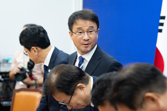 한병도 원내대표, 정책조정회의 참석