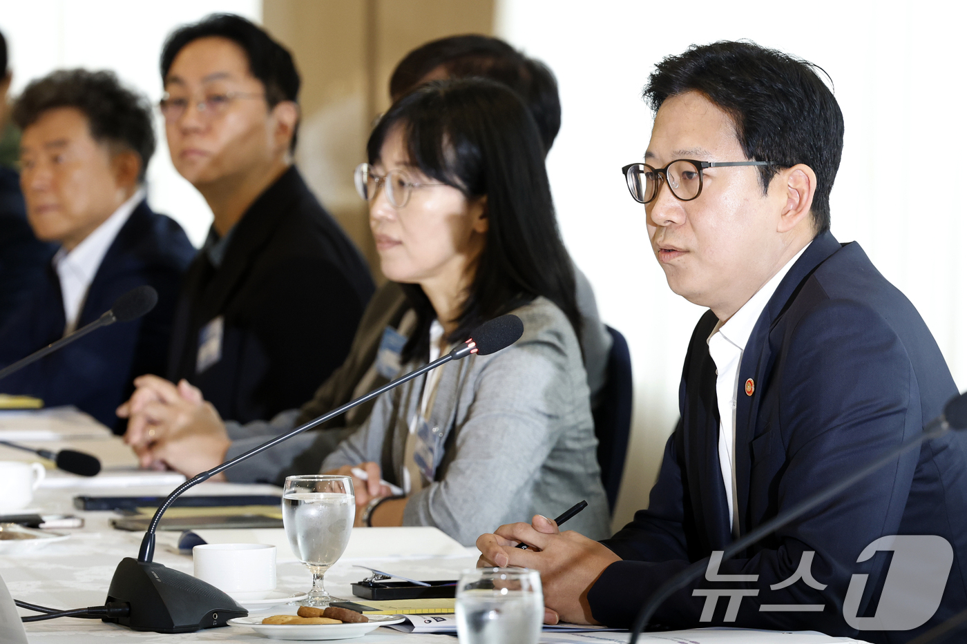 (서울=뉴스1) 박정호 기자 = 배경훈 부총리 겸 과학기술정보통신부 장관이 27일 오전 서울시 중구 을지로 프레지던트호텔에서 열린 제2차 과학기술·인공지능 미래전략회의에서 인사말을 …