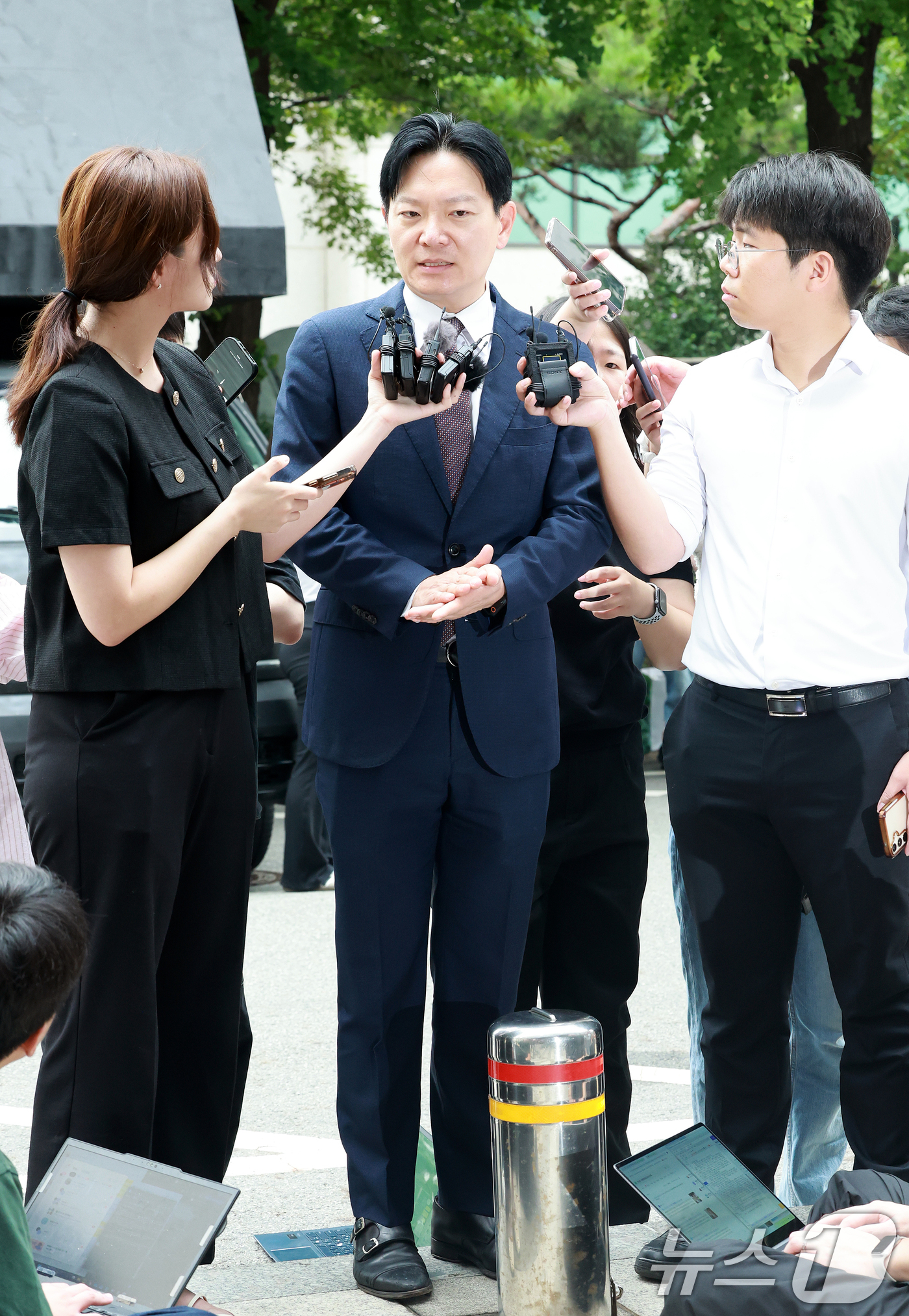 (서울=뉴스1) 이호윤 기자 = 국회 국정조사 청문회에서 증인 선서를 거부한 혐의 등으로 고발된 박상용 인천지검 부부장검사가 27일 서울 마포구 서울경찰청 광역수사단 공공범죄수사대 …