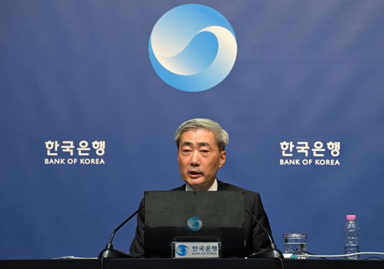 '노벨상' 우드퍼드와 논쟁했던 신현송…이젠 "K점도표 유용" 호평
